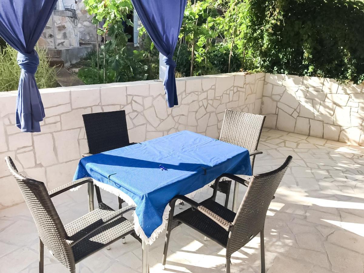 מרינה Apartments Sea Star Ivana מראה חיצוני תמונה